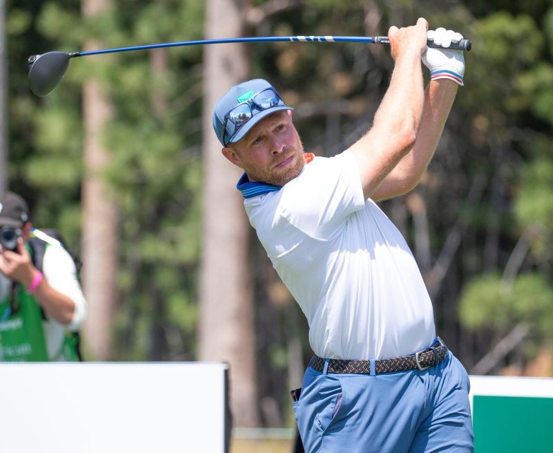 Ex-NHL star beats Baseball Hall of Famer in celebrity golf tournament