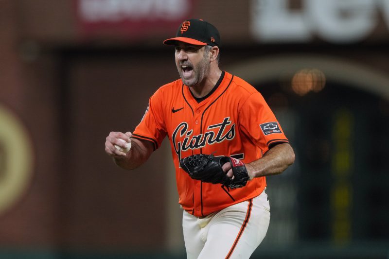 42-year-old ace has found vintage form … and wants to pitch in 2026